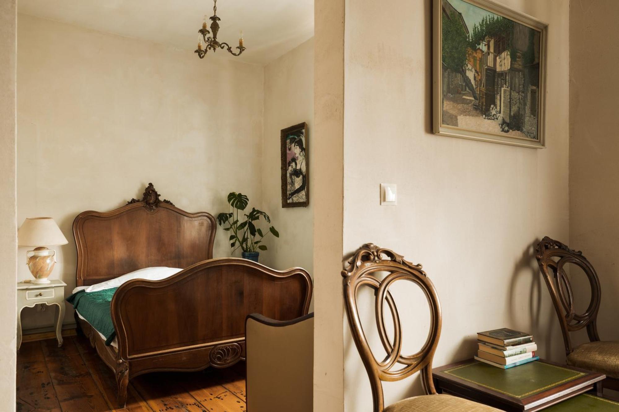 Palac Paprotno Karnice Exteriér fotografie